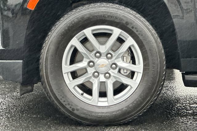 Used 2023 Chevrolet Suburban LT image 35