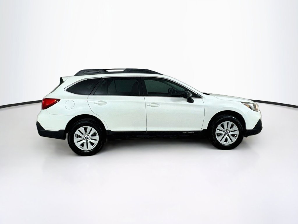 Used 2018 Subaru Outback 2.5i AWD/4WD image 9