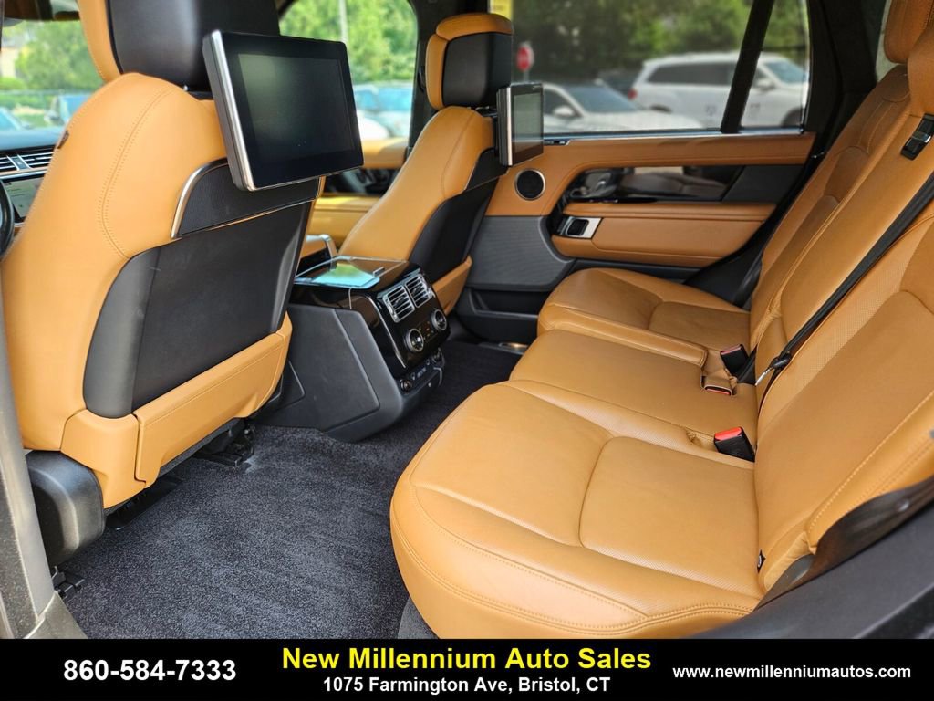 Used 2021 Land Rover Range Rover Long Wheelbase Autobiography image 16