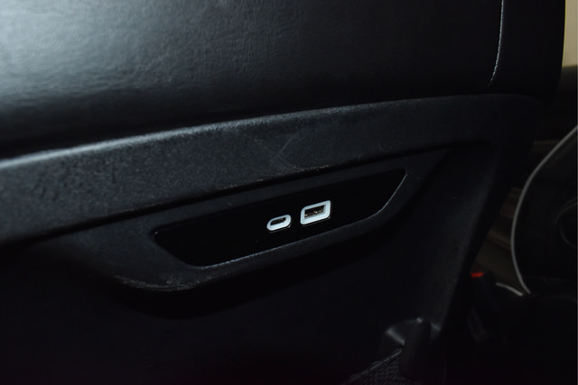 Certified 2025 Chrysler Pacifica Limited FWD image 24
