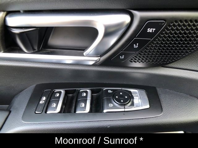 Used 2022 Kia Telluride SX w/ SX Prestige Package image 14