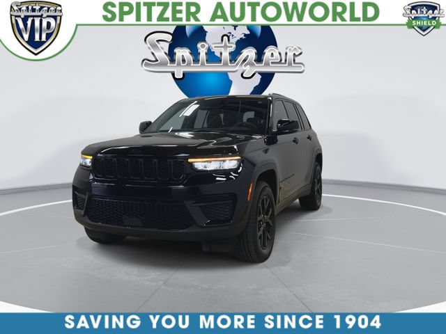 Certified 2025 Jeep Grand Cherokee Altitude AWD/4WD image 4
