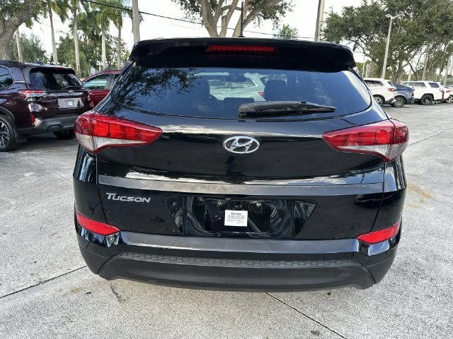 Used 2017 Hyundai Tucson SE w/ SE Popular Package 02 FWD image 23