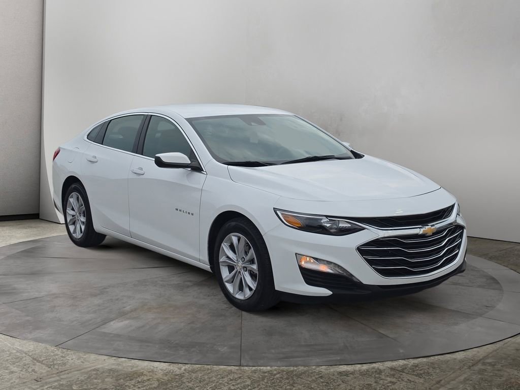 Used 2025 Chevrolet Malibu LT FWD image 7