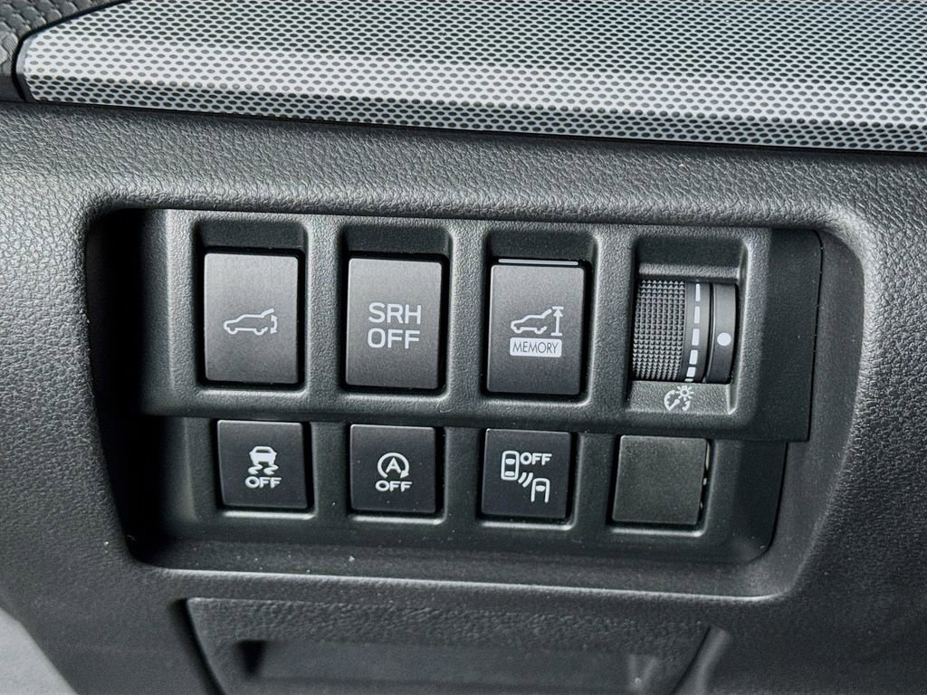 Used 2021 Subaru Forester Limited image 6