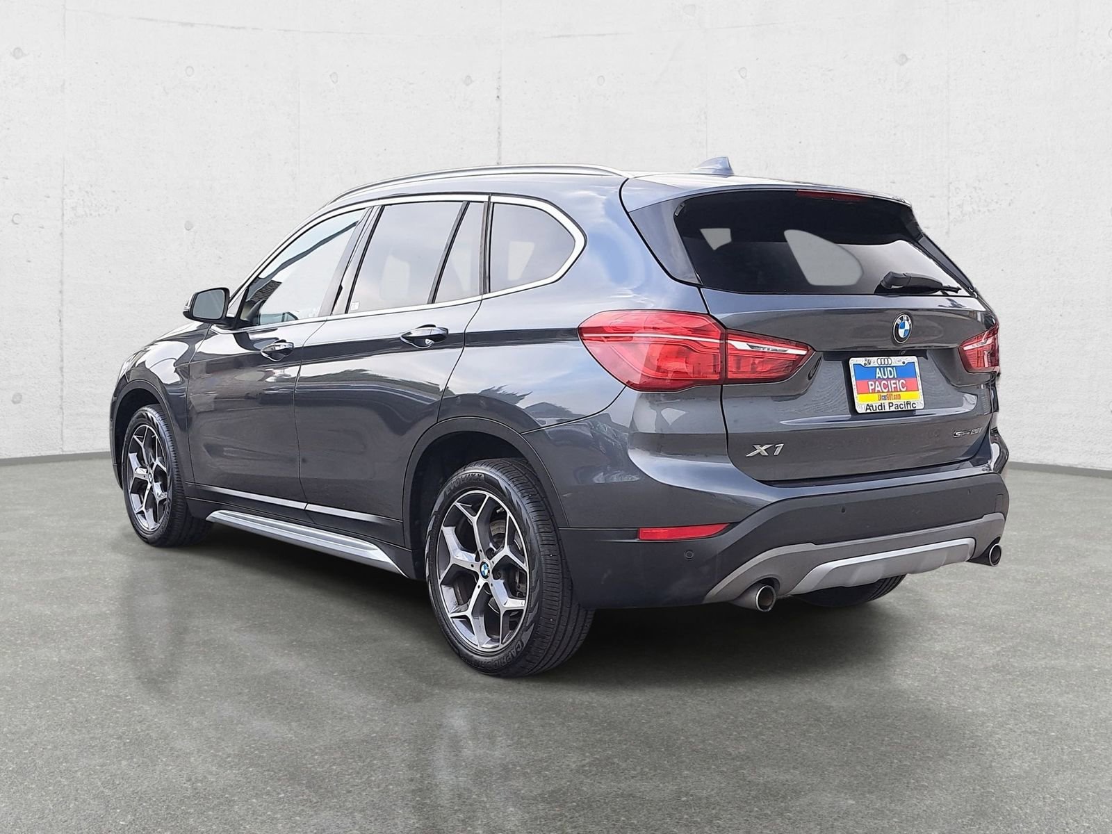 Used 2018 BMW X1 sDrive28i image 7