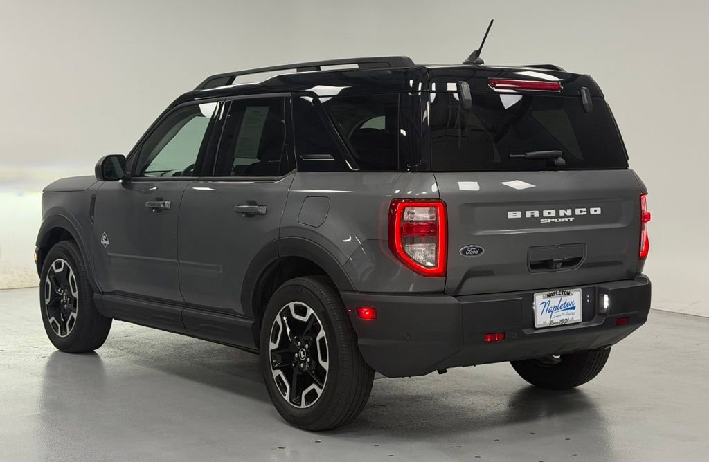 Used 2021 Ford Bronco Sport Outer Banks w/ Outer Banks Package (96D) AWD/4WD image 3