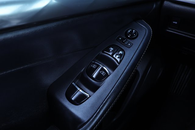 Used 2020 Nissan Maxima 3.5 SV w/ Floor Mat Group FWD image 21