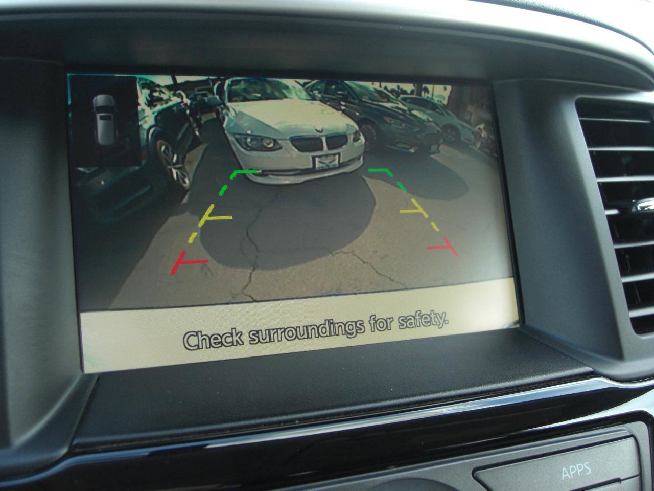 Used 2020 Nissan Pathfinder S image 25