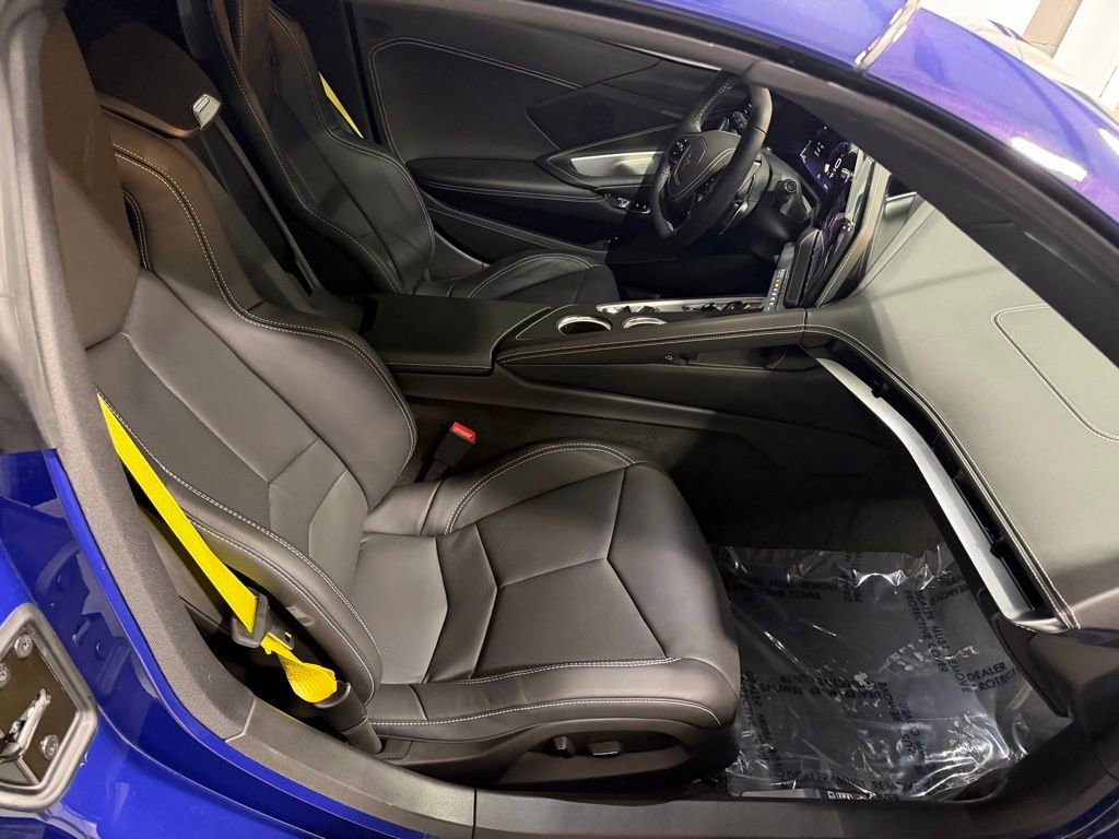 Used 2026 Chevrolet Corvette Stingray Coupe w/ 1LT image 29