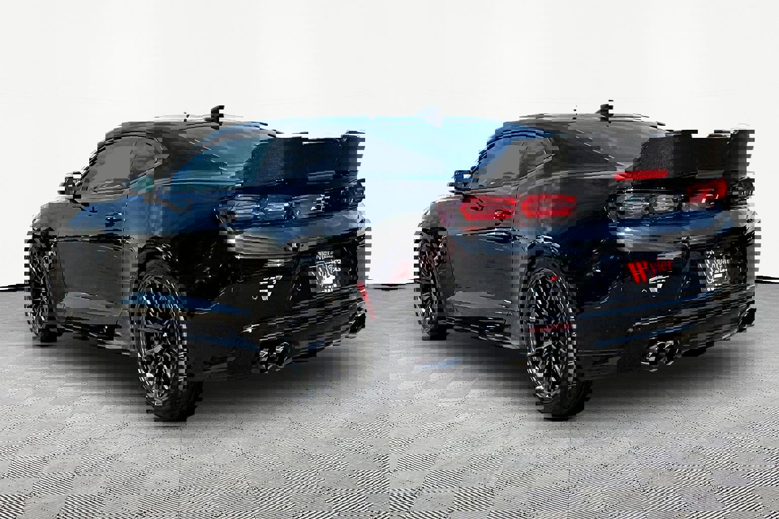 Used 2017 Chevrolet Camaro ZL1 image 4