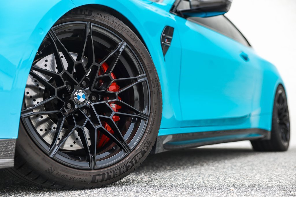 Used 2022 BMW M4 Competition w/ M Carbon Exterior Package image 12