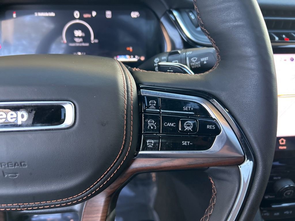 Used 2025 Jeep Grand Cherokee L Summit w/ Advanced Protech Group IV image 57