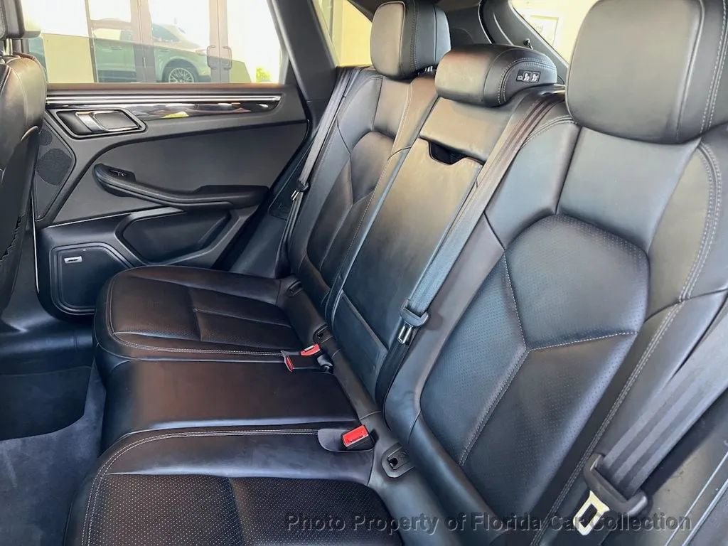 Used 2015 Porsche Macan S image 10