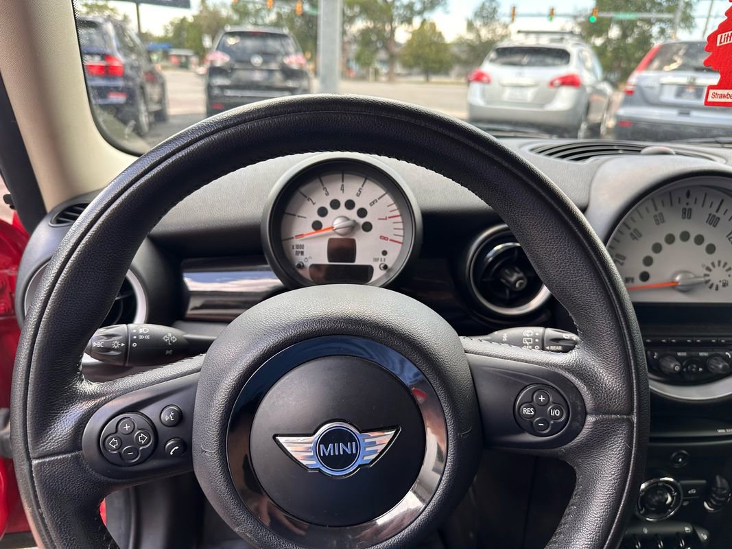 Used 2011 MINI Cooper Clubman S image 15