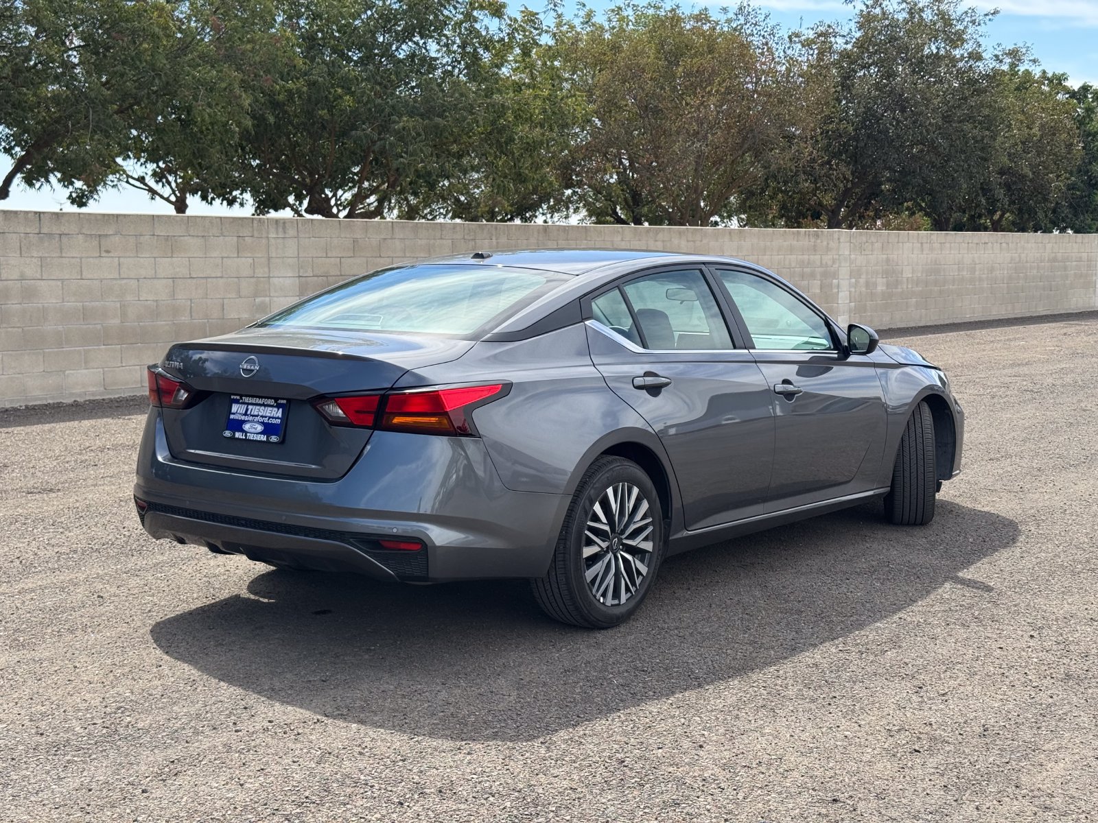 Used 2026 Nissan Altima 2.5 SV FWD image 3