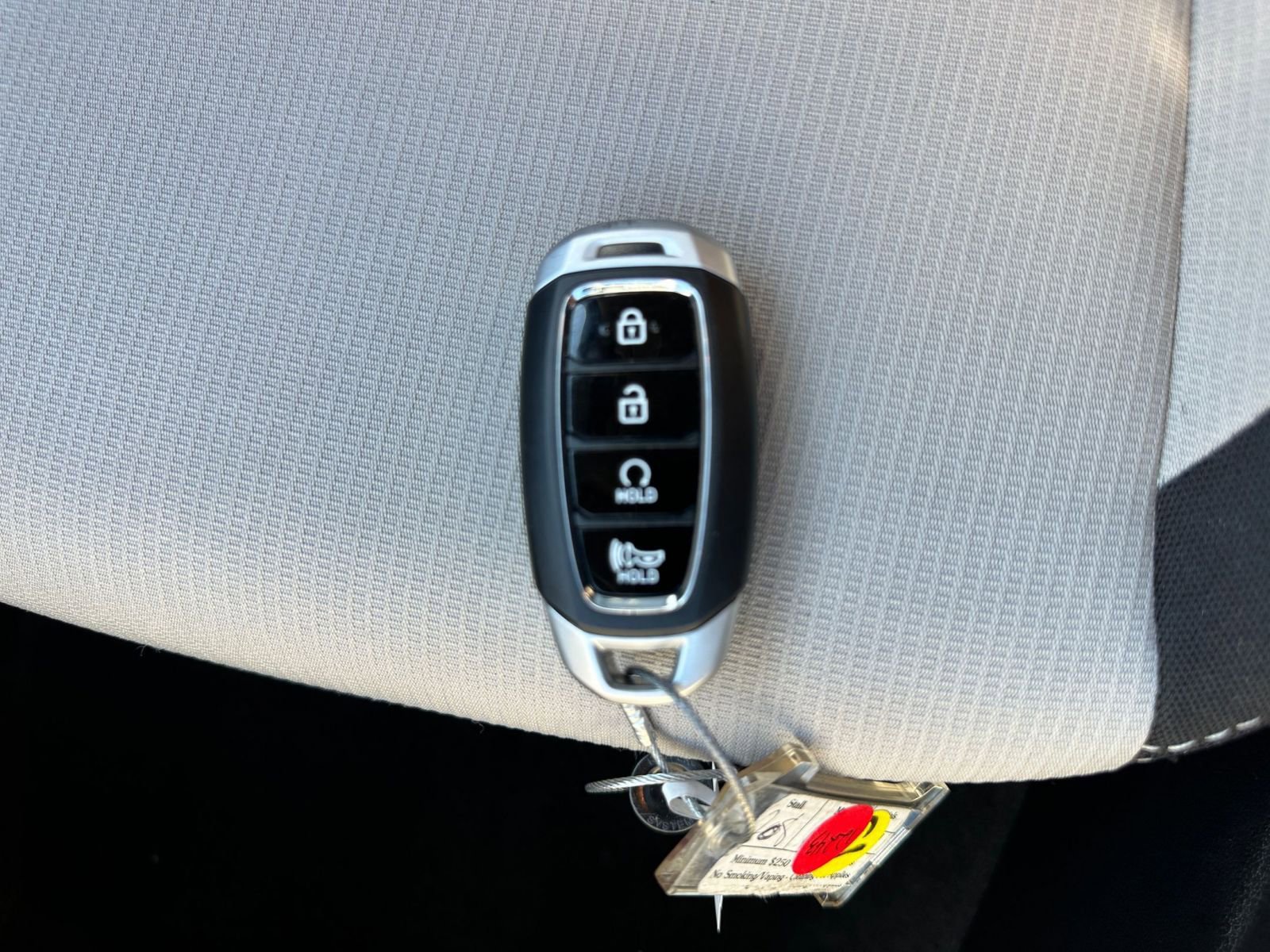 Used 2025 Hyundai Venue SEL FWD image 25