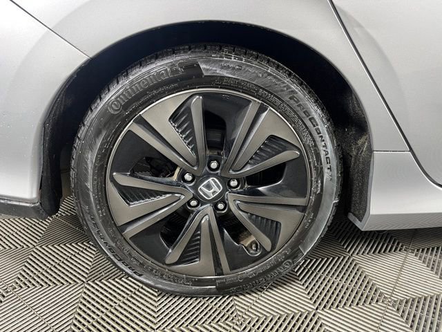 Used 2018 Honda Civic EX image 11