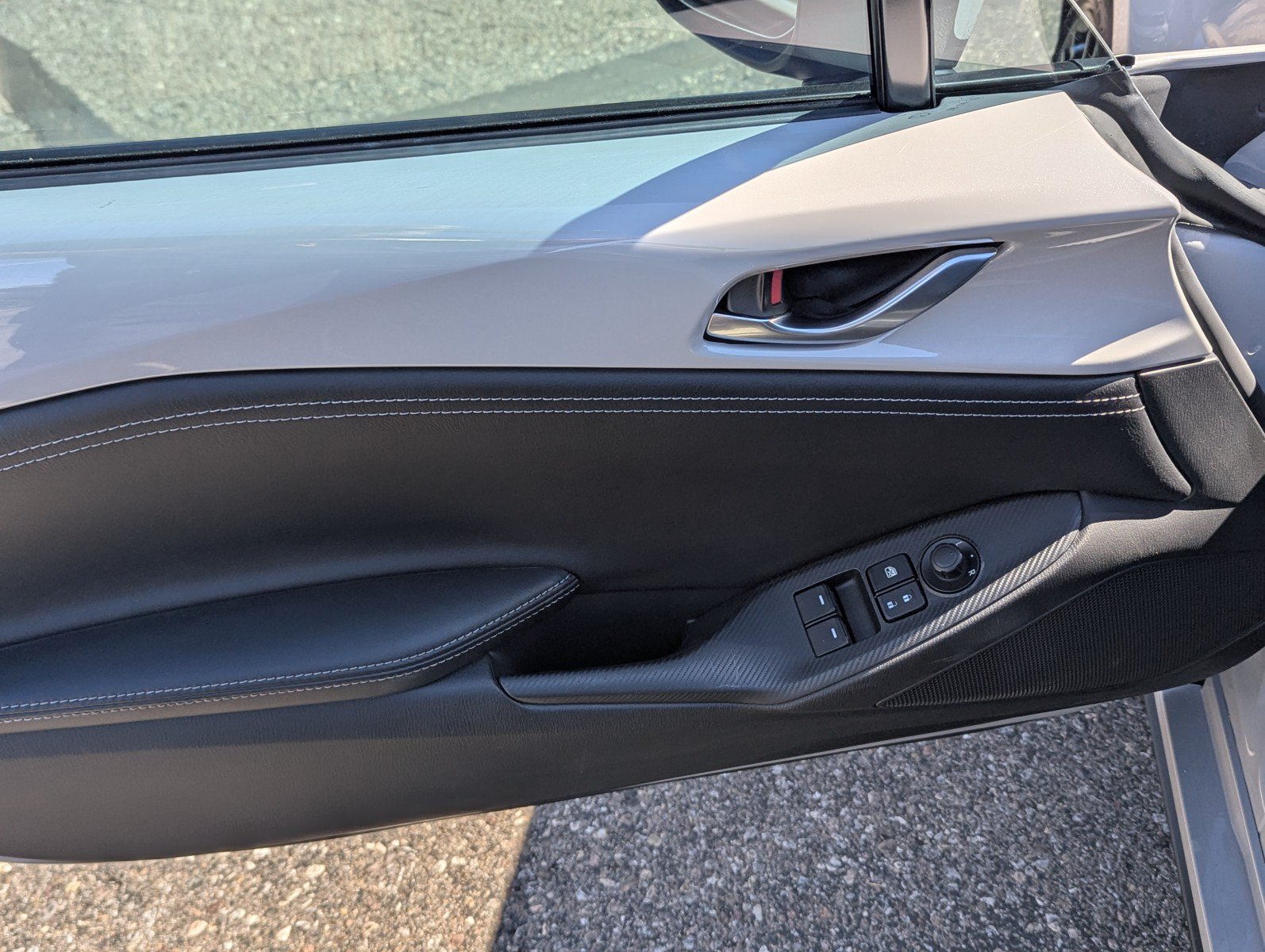 Certified 2025 MAZDA MX-5 Miata Grand Touring w/ Weather Package RWD image 9