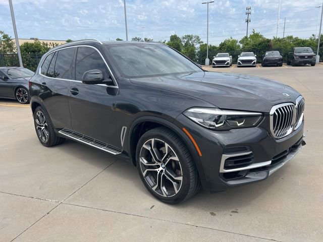Used 2022 BMW X5 xDrive40i AWD/4WD image 1