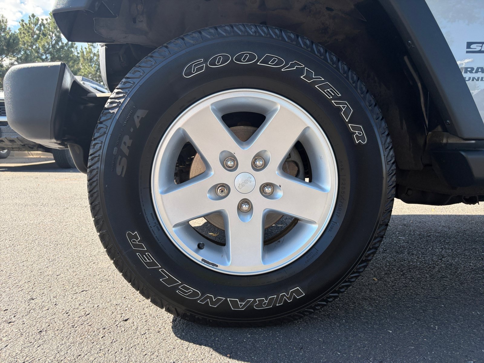 Used 2015 Jeep Wrangler Unlimited Sport w/ Quick Order Package 24S AWD/4WD image 11