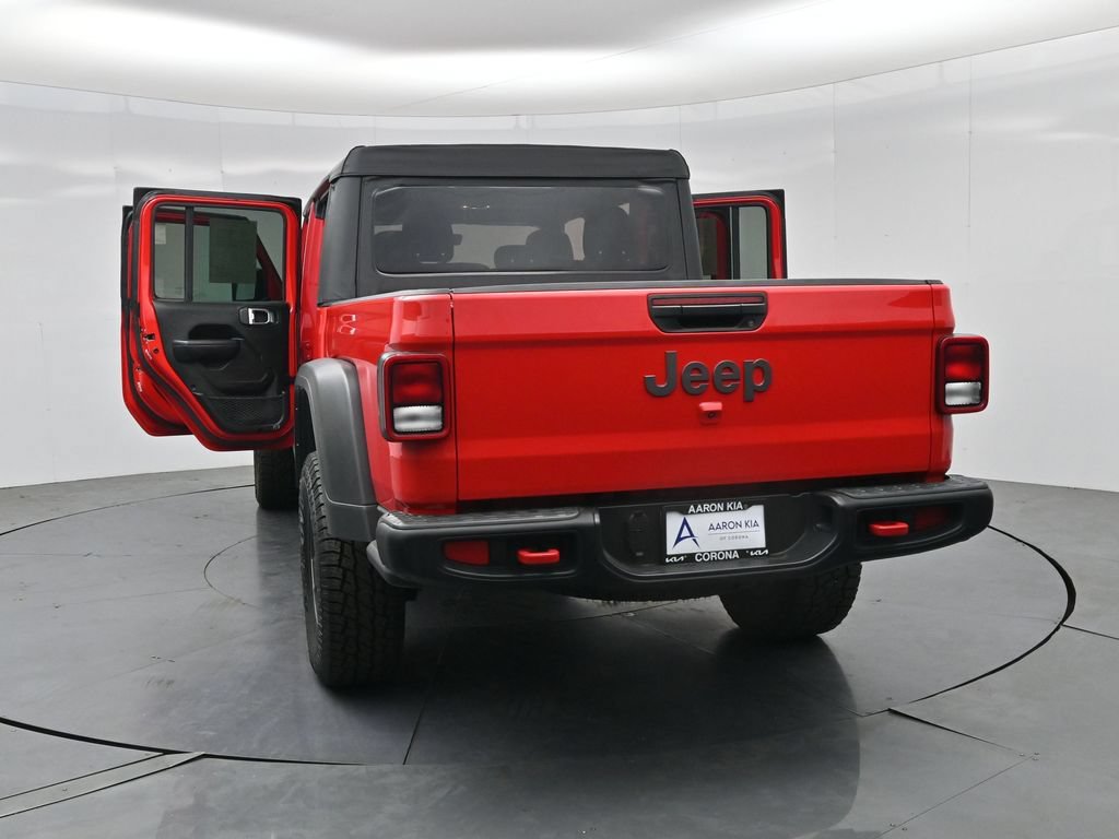 Used 2023 Jeep Gladiator Rubicon AWD/4WD image 38