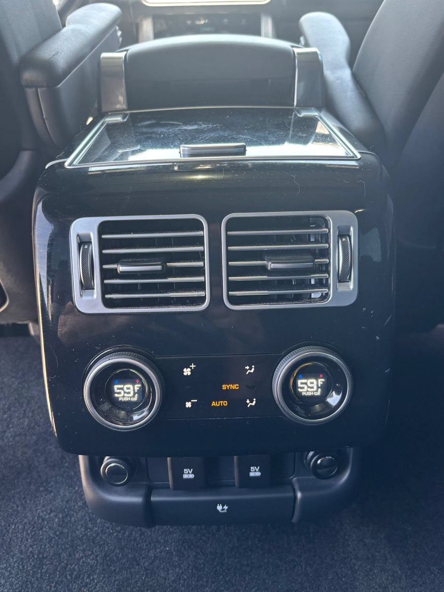 Used 2021 Land Rover Range Rover P525 Westminster Edition LWB AWD/4WD image 20