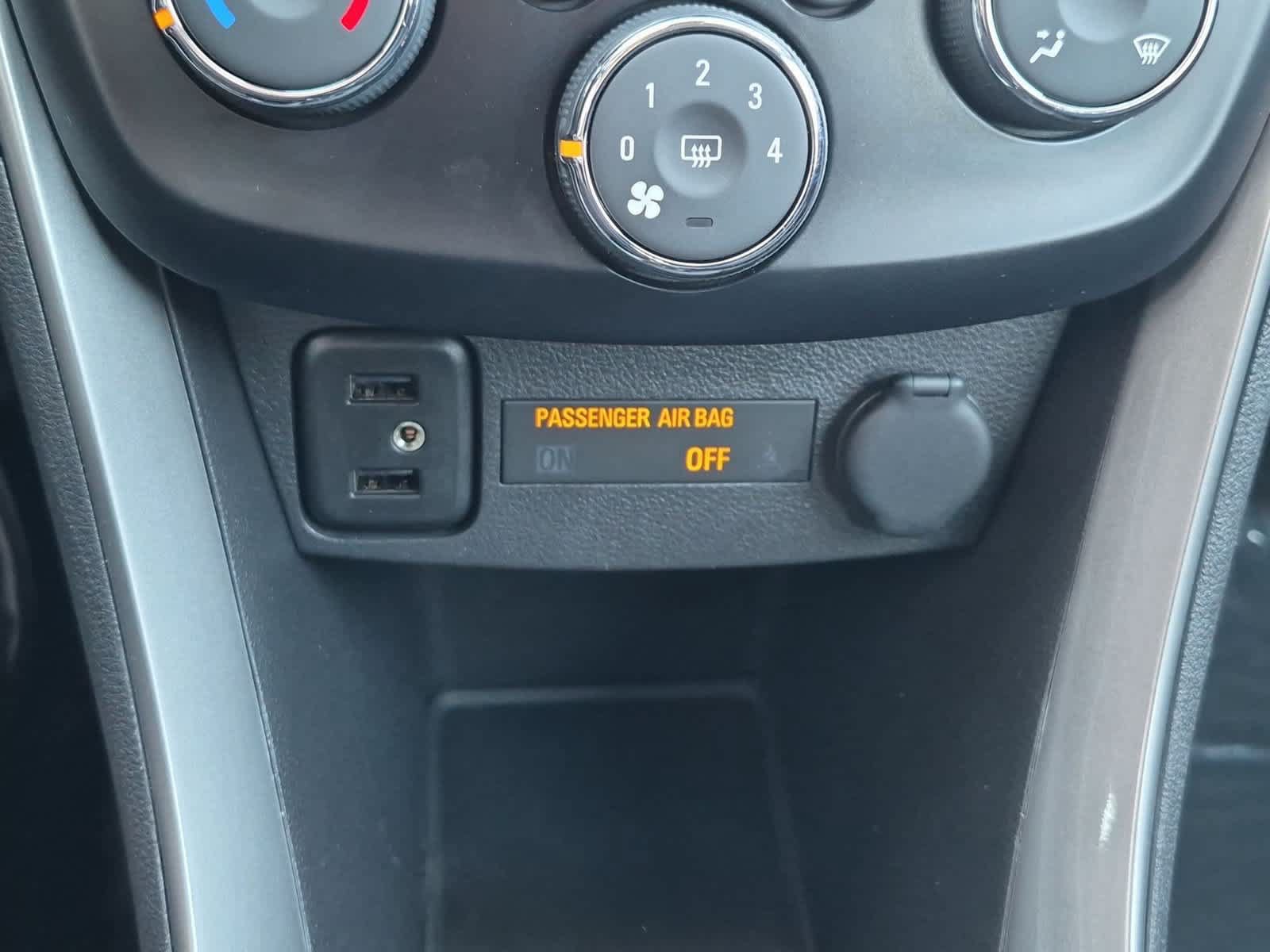 Used 2019 Chevrolet Trax LS FWD image 28