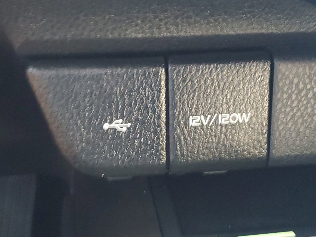 Certified 2023 Toyota Camry SE image 31