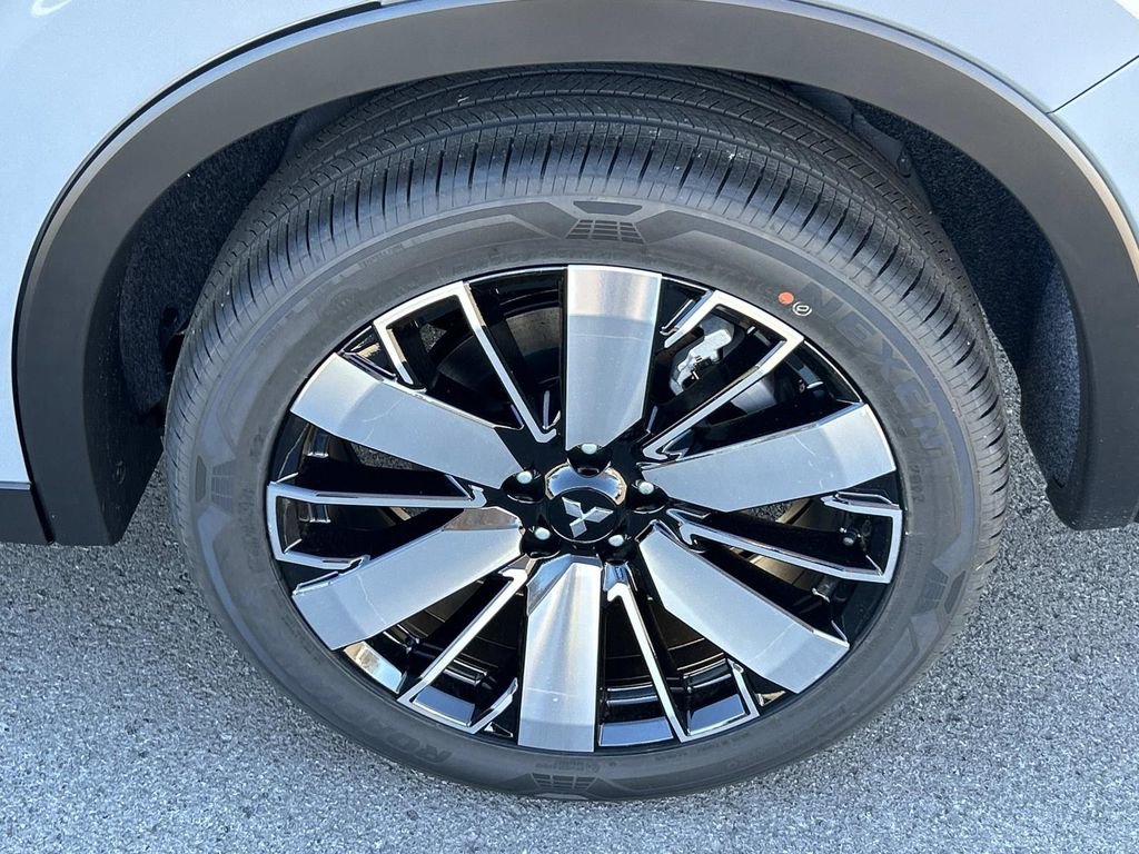 New 2026 Mitsubishi Outlander SE AWD/4WD image 13