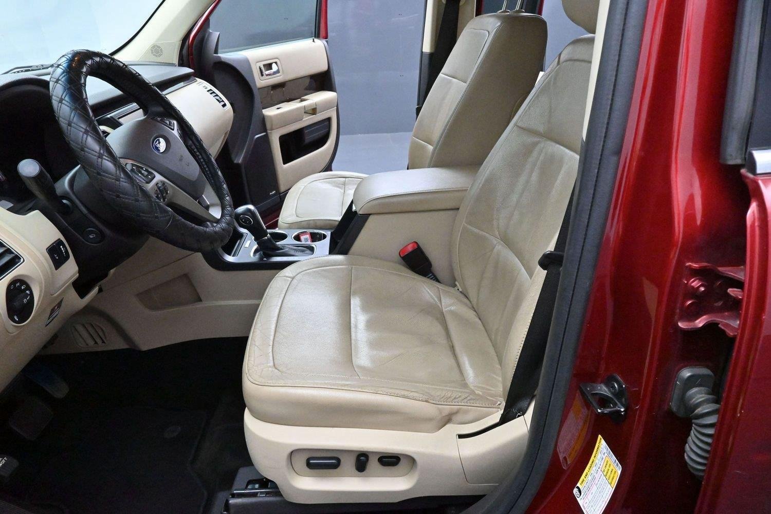 Used 2014 Ford Flex Limited AWD/4WD image 13