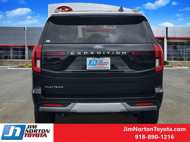 Used 2025 Ford Expedition Platinum AWD/4WD image 6