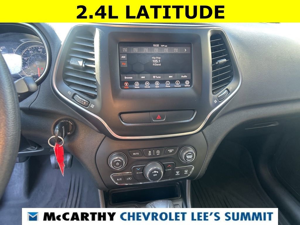 Used 2019 Jeep Cherokee Latitude w/ Popular Appearance Group image 7