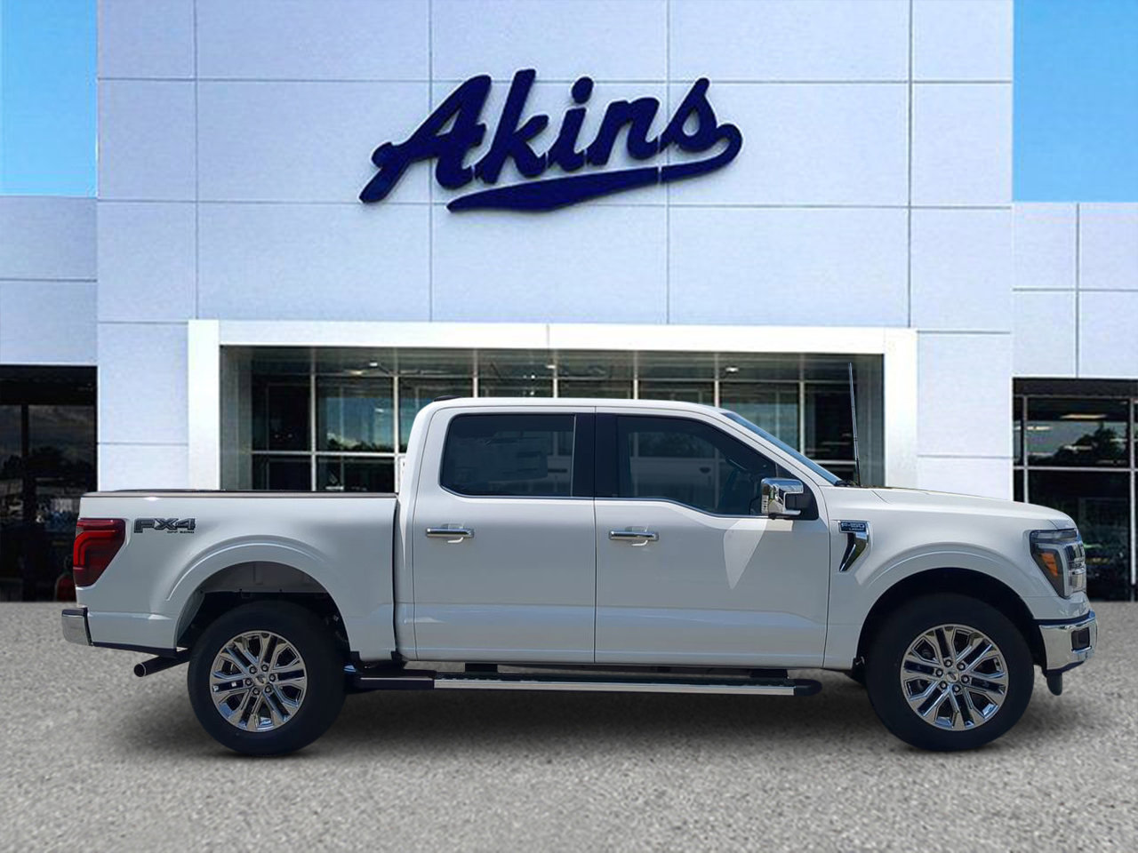 New 2025 Ford F150 Lariat w/ Equipment Group 502A High