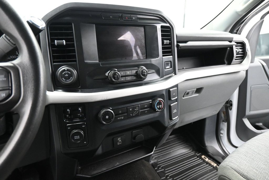 Certified 2022 Ford F150 XLT w/ Trailer Tow Package AWD/4WD image 13