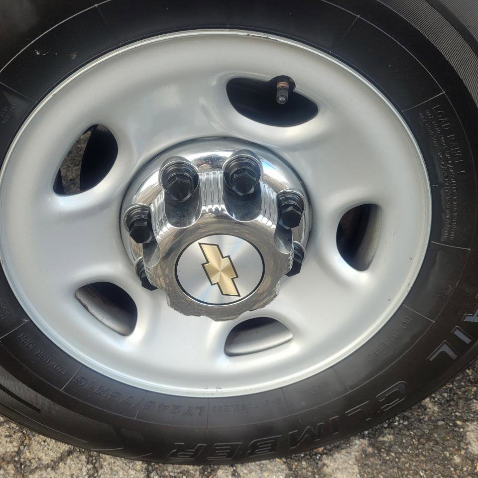 Used 2015 Chevrolet Express 3500 LT w/ LT Preferred Equipment Group image 40