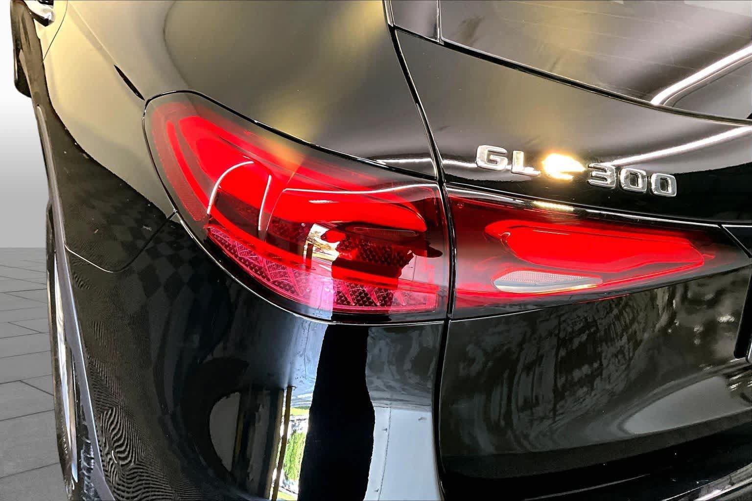 Certified 2026 Mercedes-Benz GLC 300 4MATIC image 28