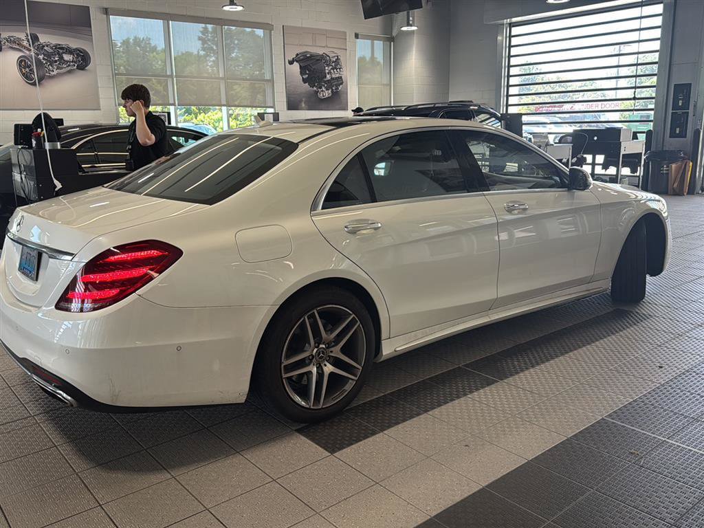 Used 2018 Mercedes-Benz S 560 Sedan image 6