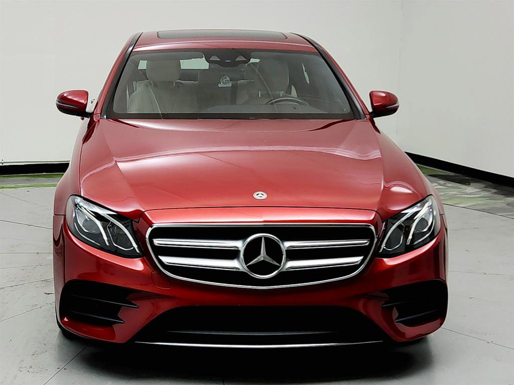 Used 2019 Mercedes-Benz E 300 image 2
