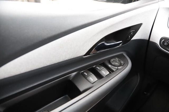 Used 2017 Chevrolet Bolt Premier image 20