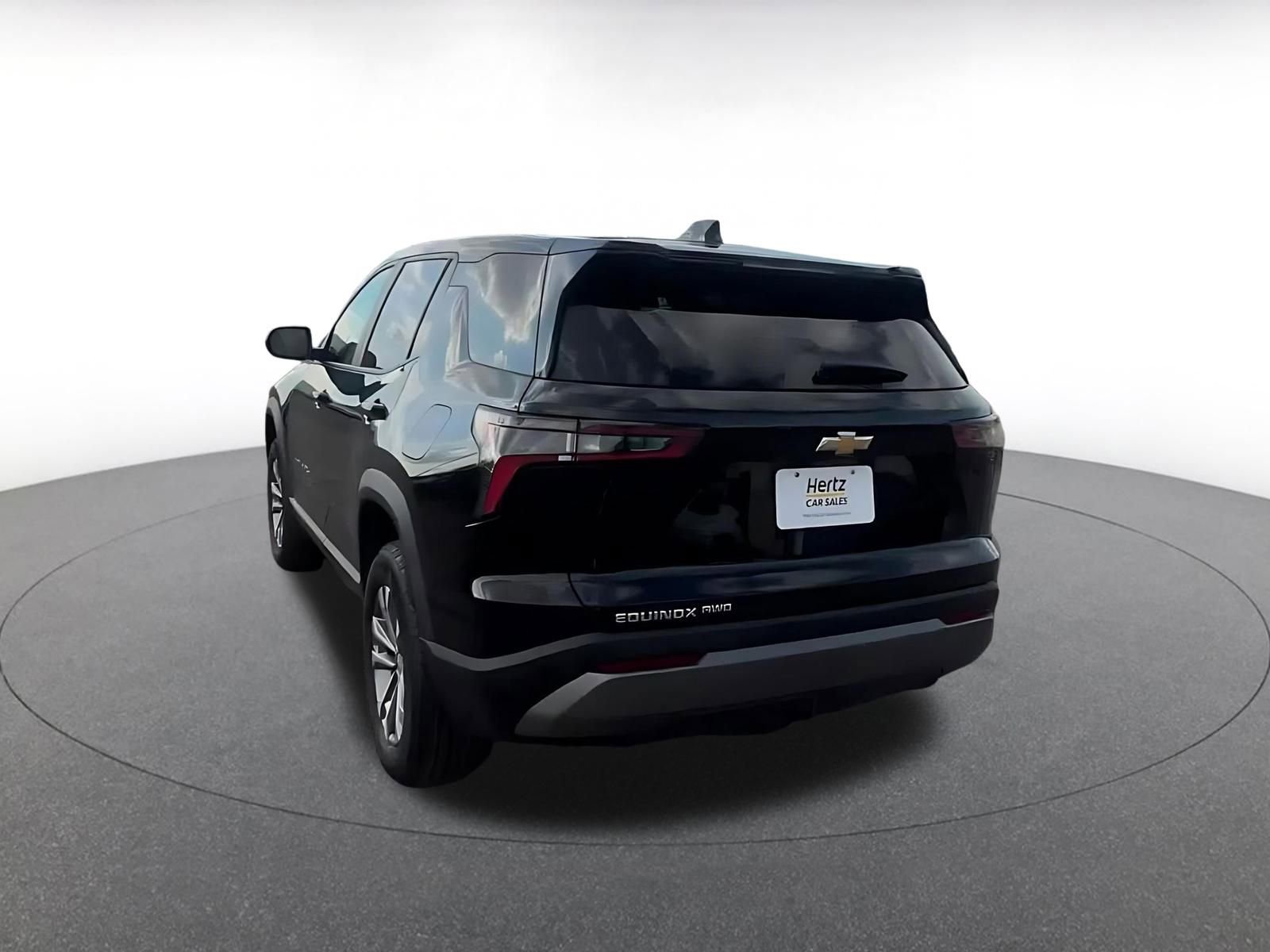 Used 2025 Chevrolet Equinox LT image 11