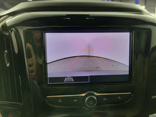 Used 2023 Chevrolet Traverse LS FWD image 34