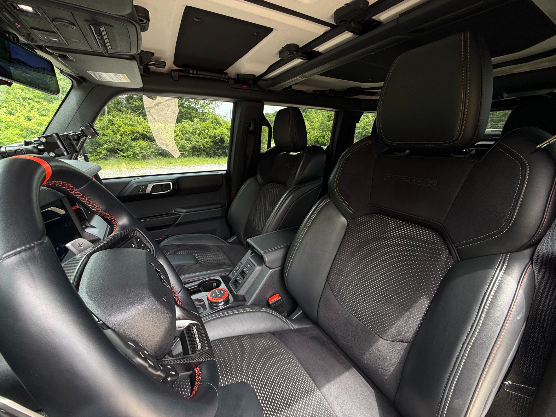 Used 2025 Ford Bronco Raptor w/ Interior Carbon Fiber Pack AWD/4WD image 17