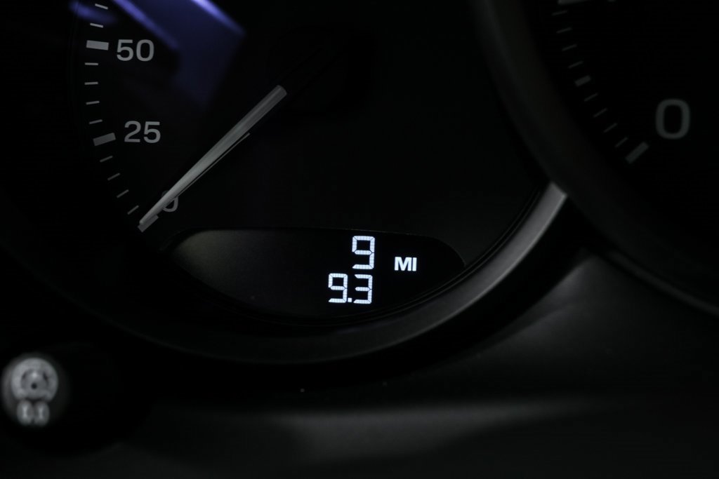 New 2026 Porsche Macan image 12