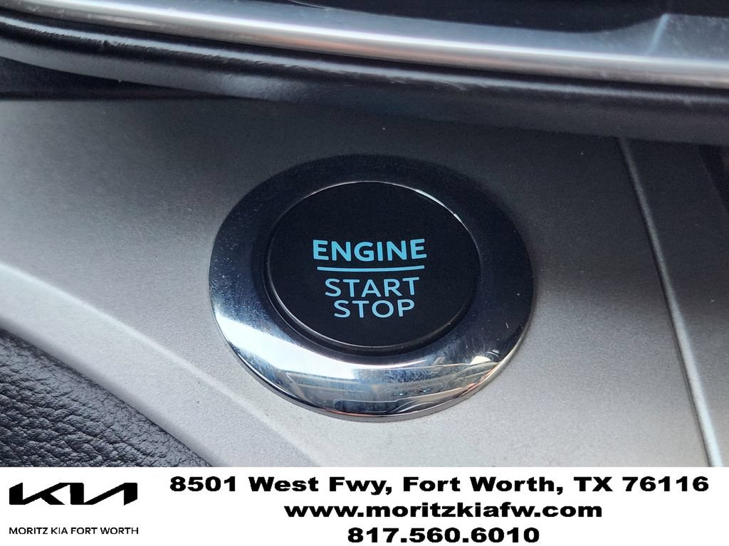 Used 2023 Ford Explorer XLT w/ Equipment Group 202A RWD image 17