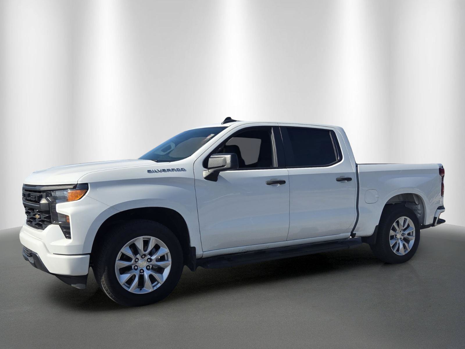 Used 2023 Chevrolet Silverado 1500 Custom RWD image 3