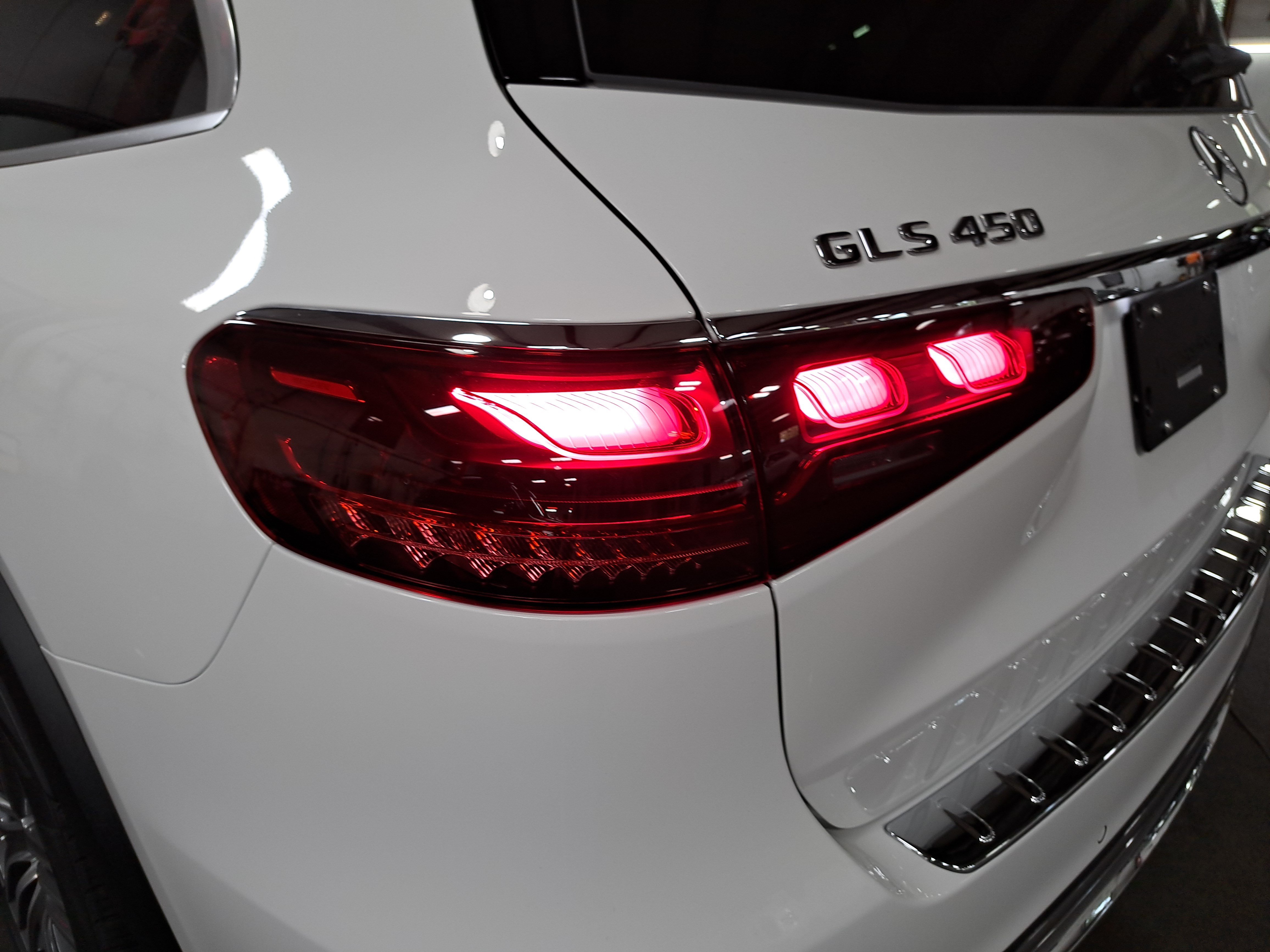 New 2026 Mercedes-Benz GLS 450 4MATIC image 37