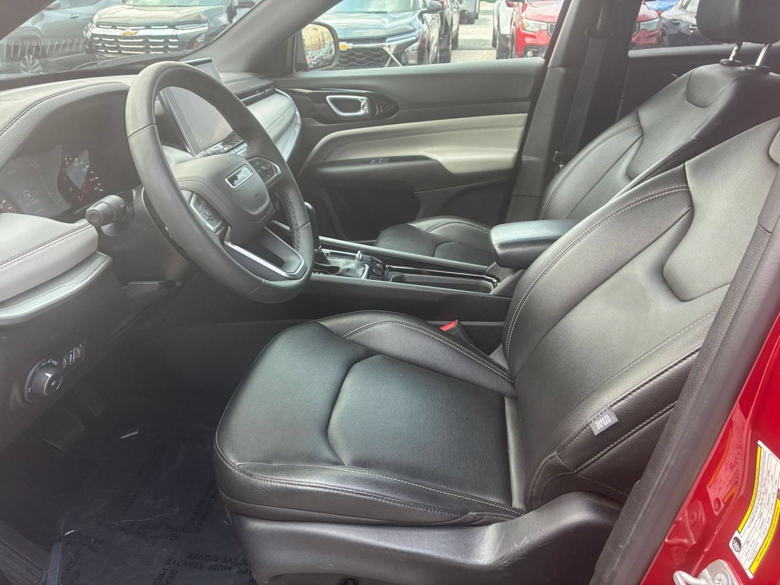 Used 2025 Jeep Compass Limited AWD/4WD image 21
