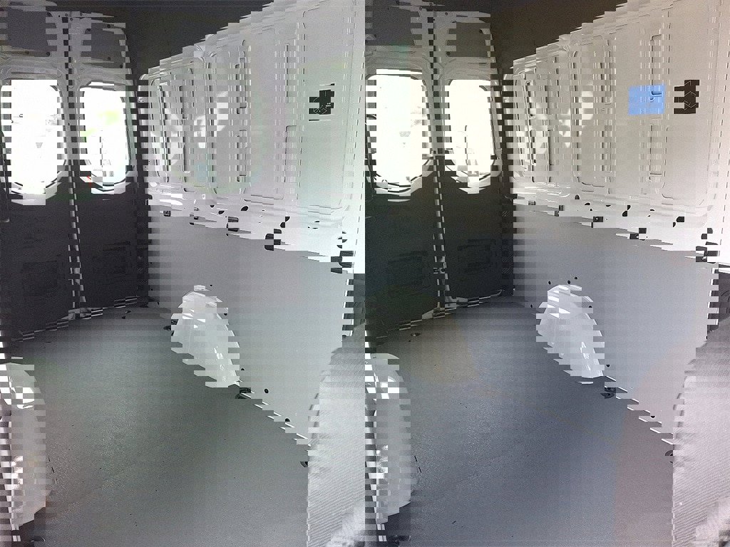 New 2025 Mercedes-Benz Sprinter 2500 image 6