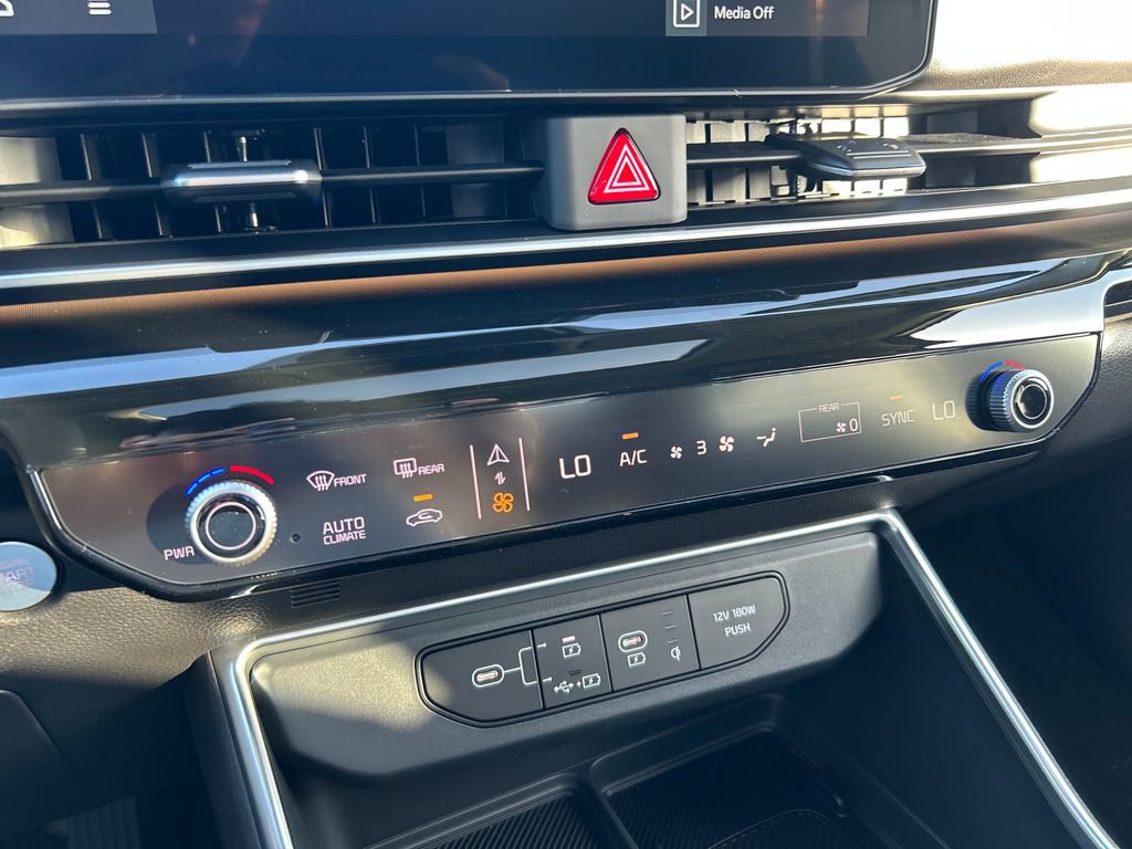 New 2026 Kia Carnival SX Prestige image 21